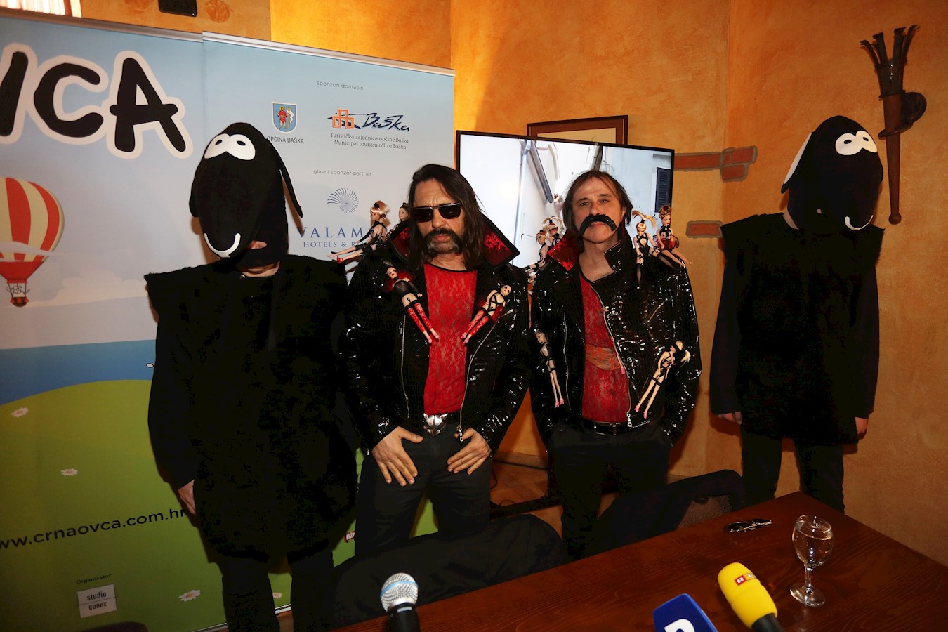 Crna ovca_konferencija2.jpg