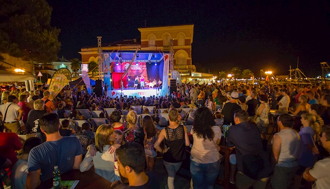 Poreč Open Air Circus in the City (5).jpg