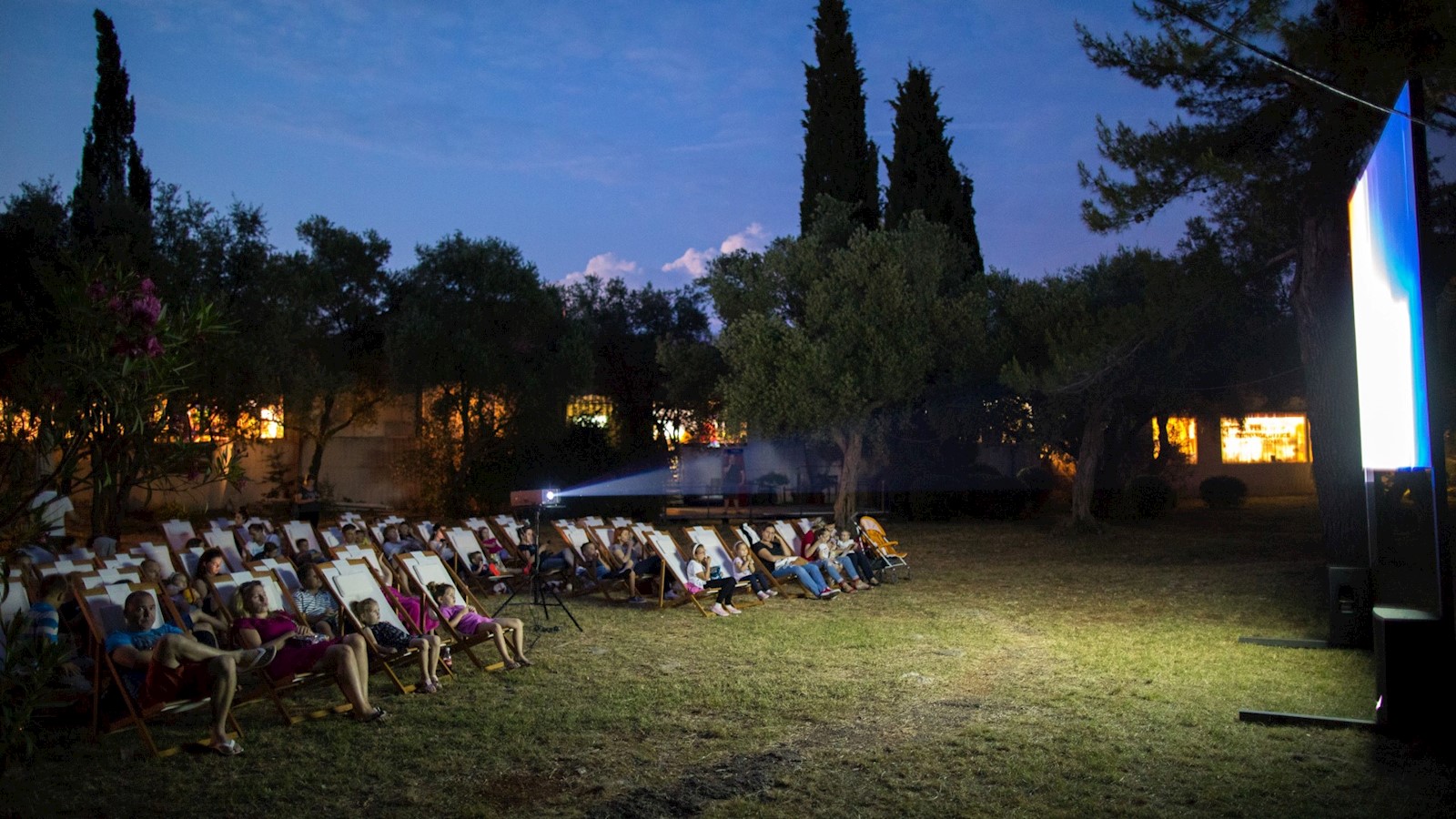 Open Air Cinema_Park Maslinata_15062017 (3).jpg