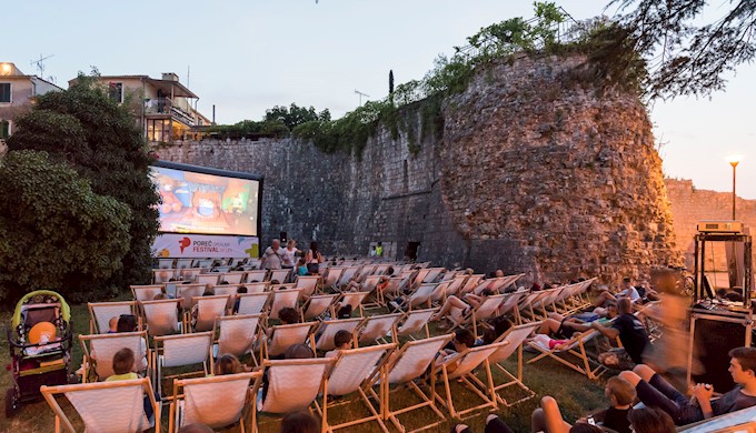 Open Air Cinema2_byManuelPaljuh.jpg