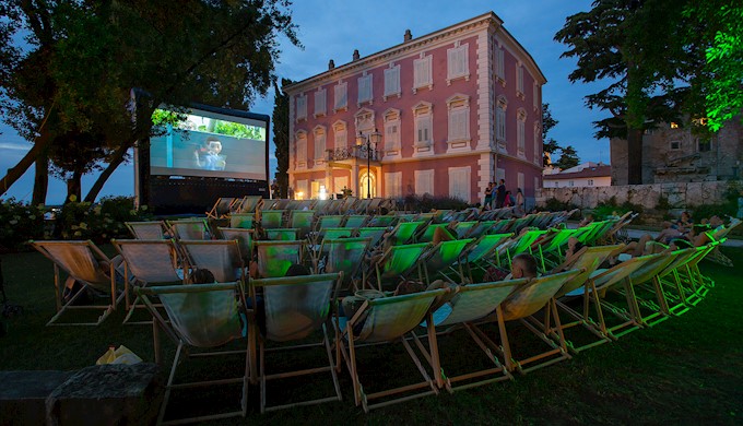 Open Air Cinema1_byManuelPaljuh.jpg