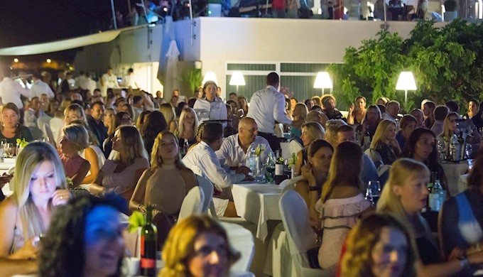 Nina Badric na terasi hotela VDP_21072017 (2).jpg