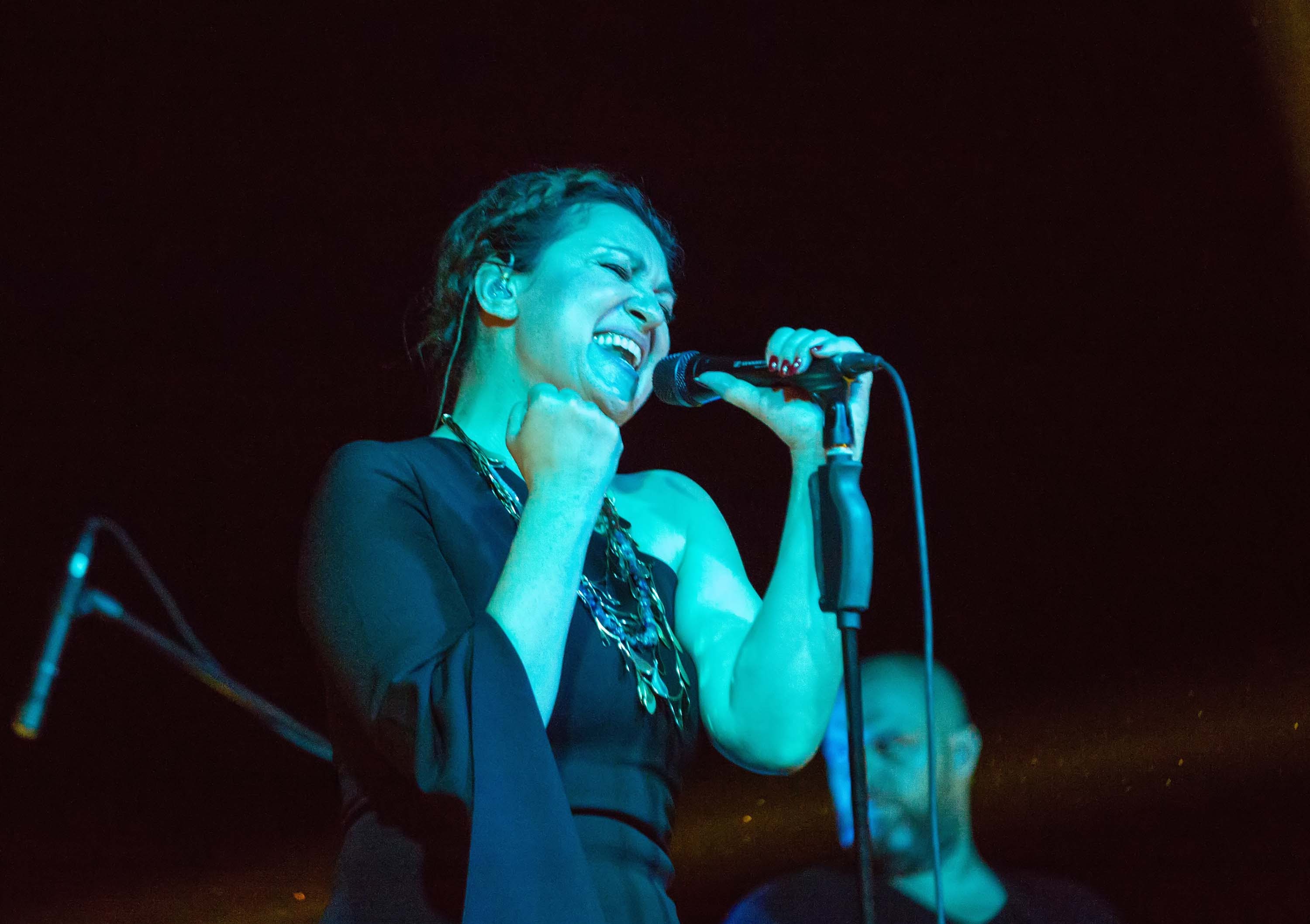 Nina Badric na terasi hotela VDP_21072017 (8).jpg