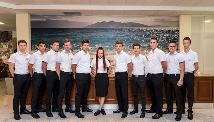 Ucenici stipendisti - konobari.jpg