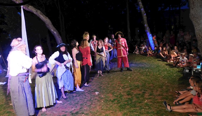 Gusarske avanture na Rabac Open Air festivalu (1).JPG