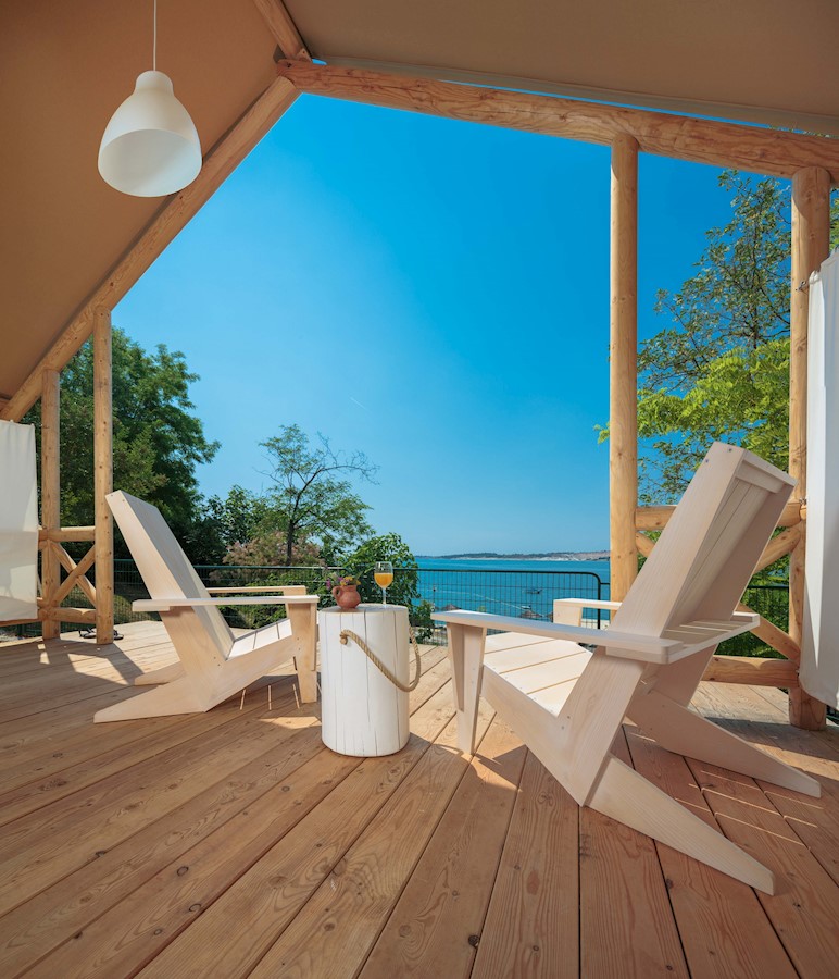 Photos-Porec-Camping Resort Lanterna-Glamping tent terrace.jpg