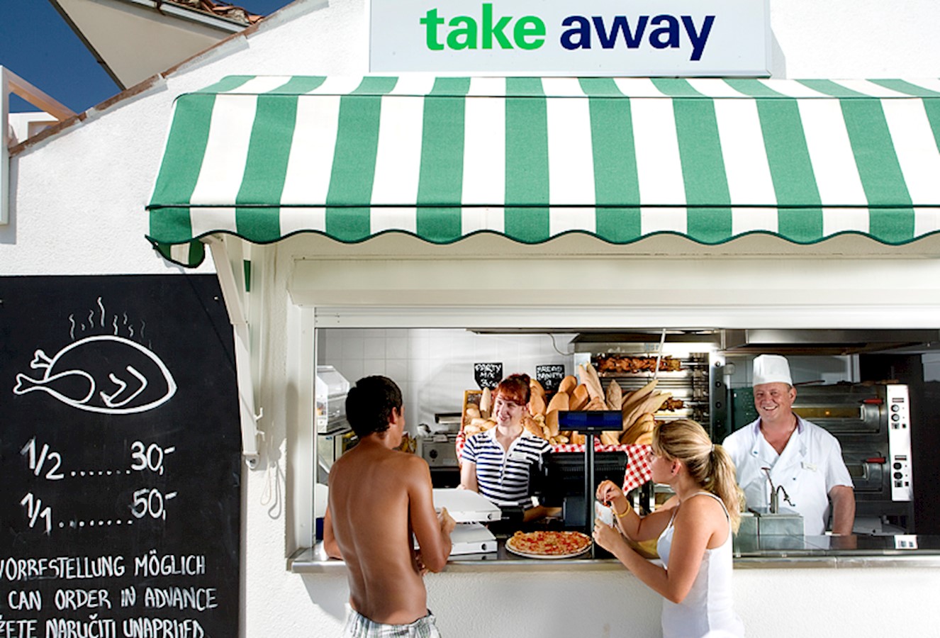 Lanterna Premium Camping Resort Take Away.jpg