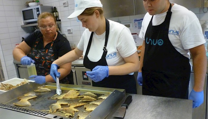 Priprema toplog obroka za zaposlenike Valamarove Upravne zgrade u Poreču.JPG