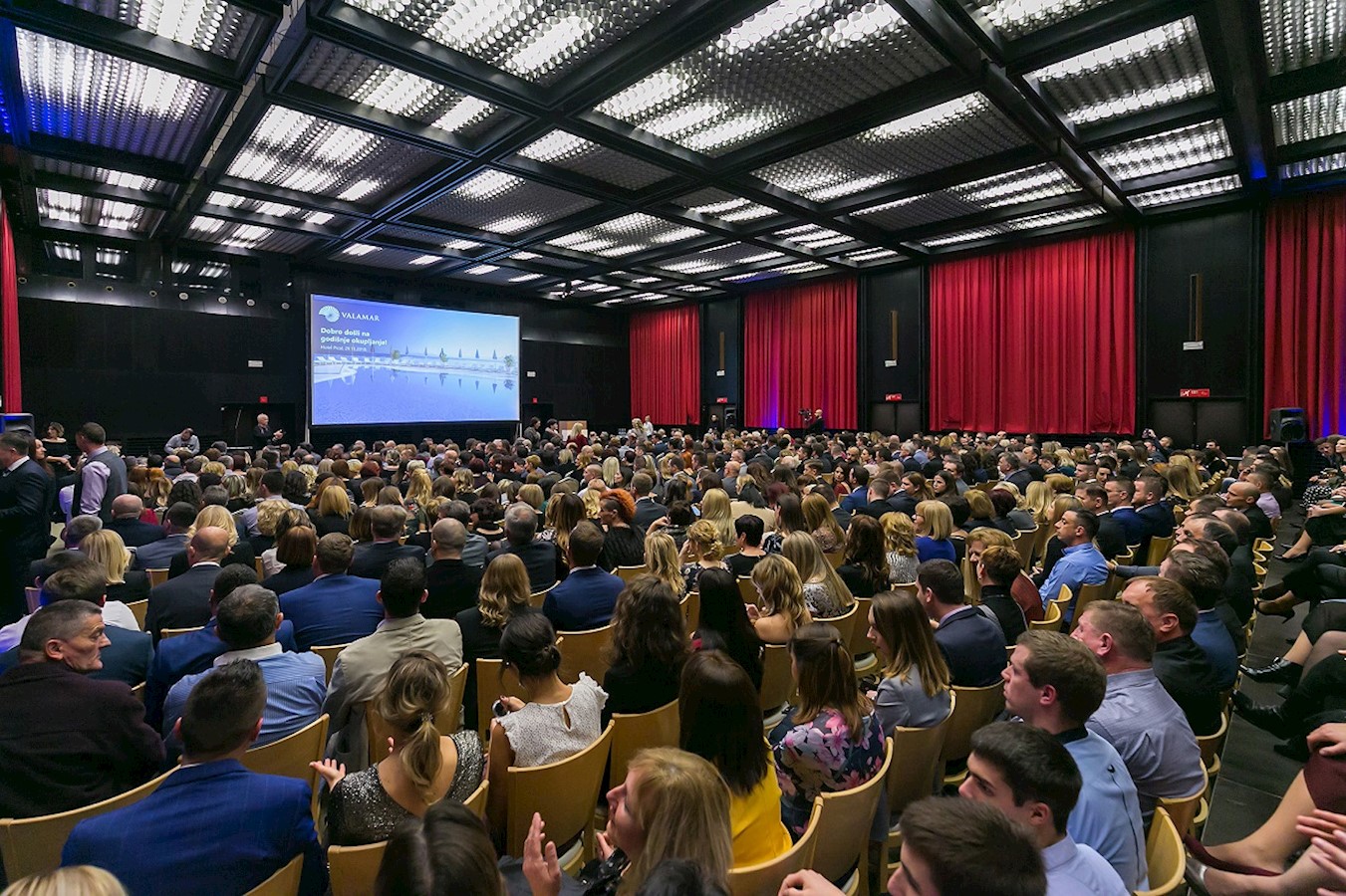 Više od 1000 zaposlenika Valamara proslavilo uspješnu godinu (2).jpg