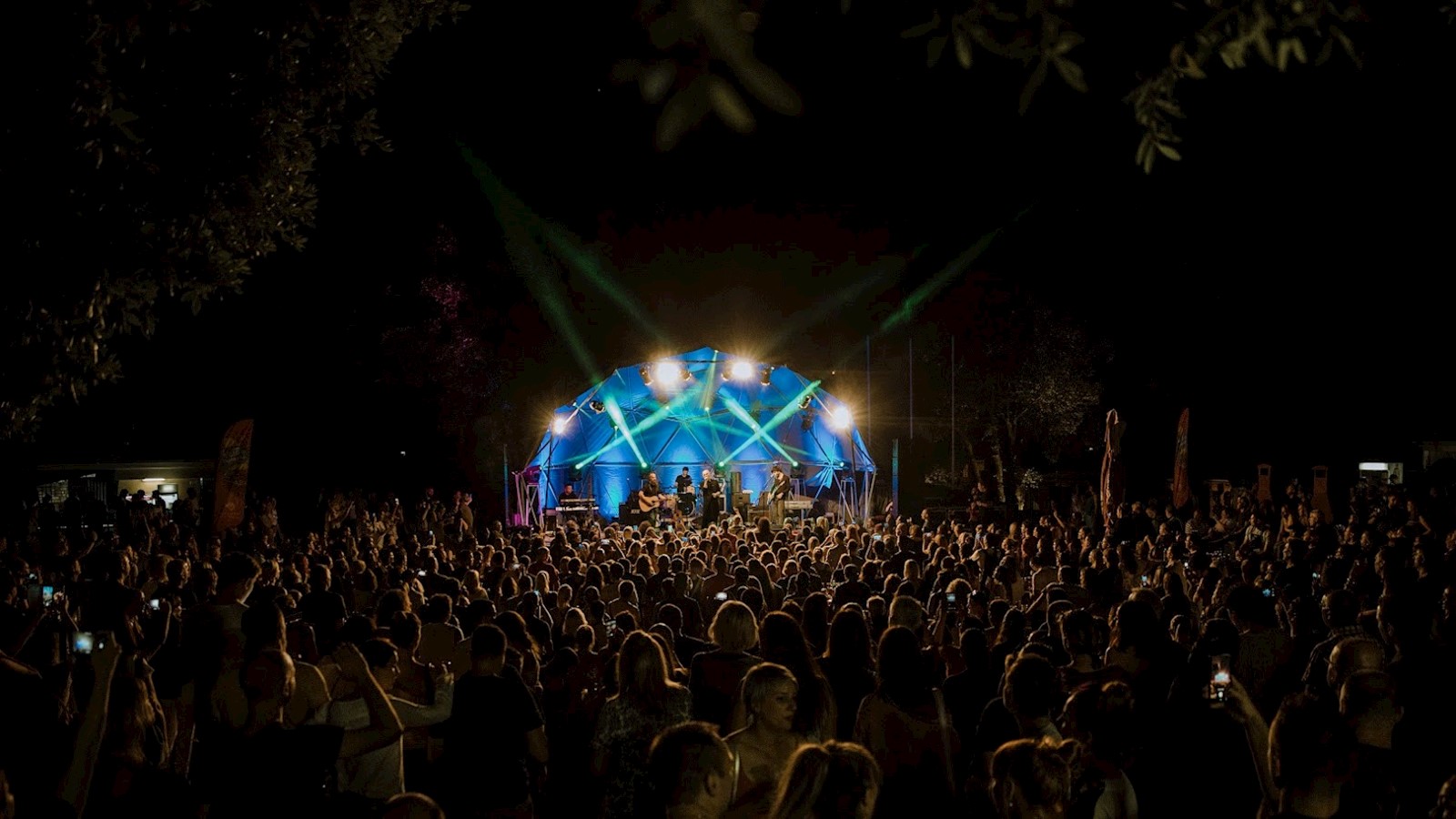 koncert u kampu.jpg