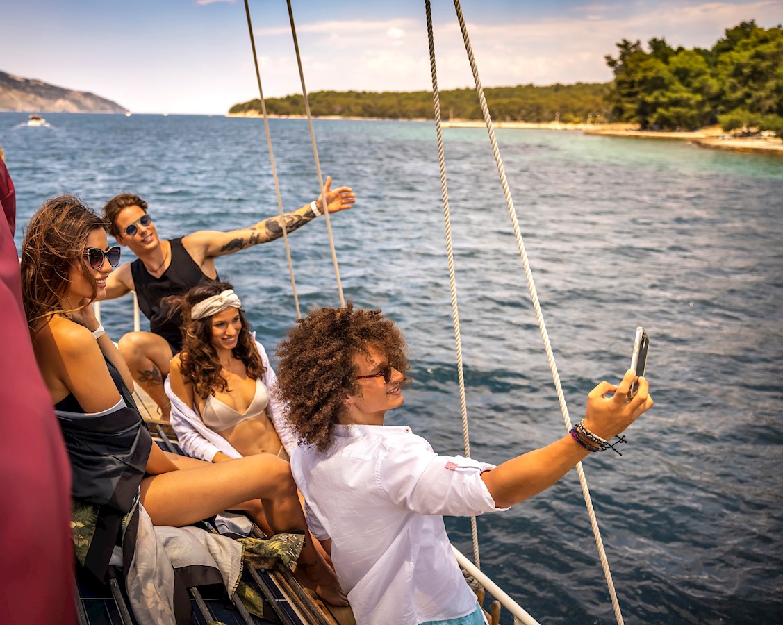 Hvar [PLACESHOTEL] by Valamar i otok Hvar kao najatraktivnija kulisa za snimanje (1).jpg