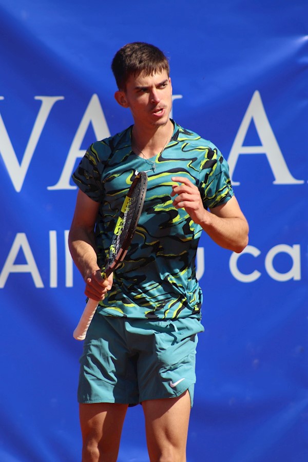 Dino Prižmić_1.jpg