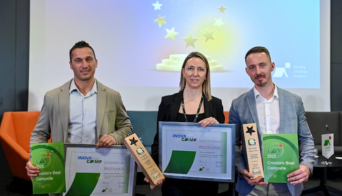 Sanjin Glavić (Caming Solaris), Nataša Radešić (Valamar Camping Istra), Ivan Margić (Valamar Camping Lanterna).JPG