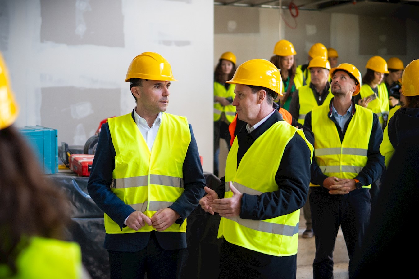 Gradonačelnik Poreča Loris Peršurić i predsjednik Uprave Valamara Željko Kukurin u obilasku gradilišta Pical Resorta.jpg