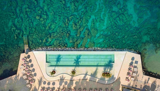 Pical Resort, Valamar Collection_Infinity pool by the sea_3.jpg