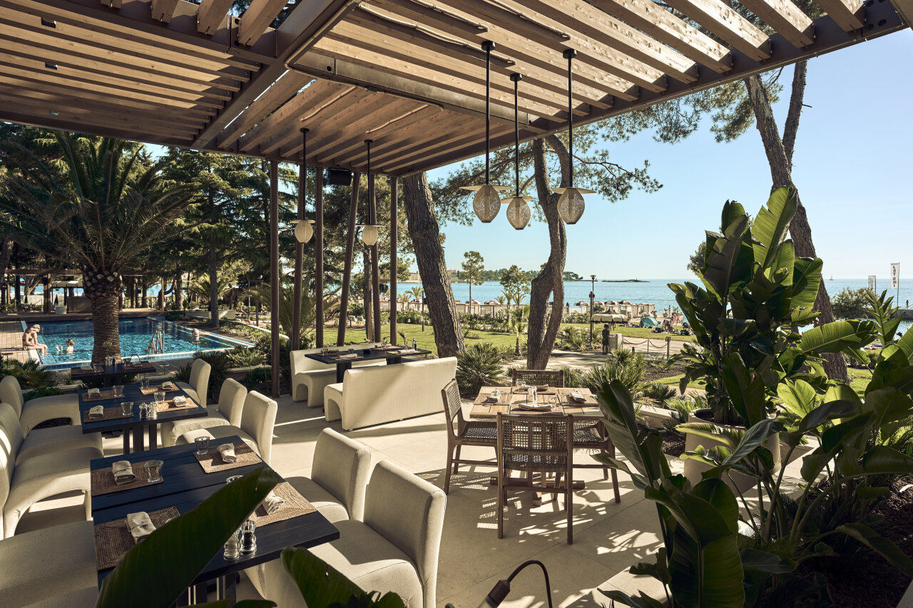 Pical Resort, Valamar Collection_Purobeach restaurant_04 (18346) [lowres].jpg