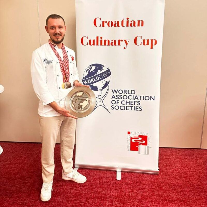 Filip Klanfar i David Petrinjak iz Valamara osvojili 5 medalja na prestižnom međunarodnom natjecanju WORLDCHEFS
