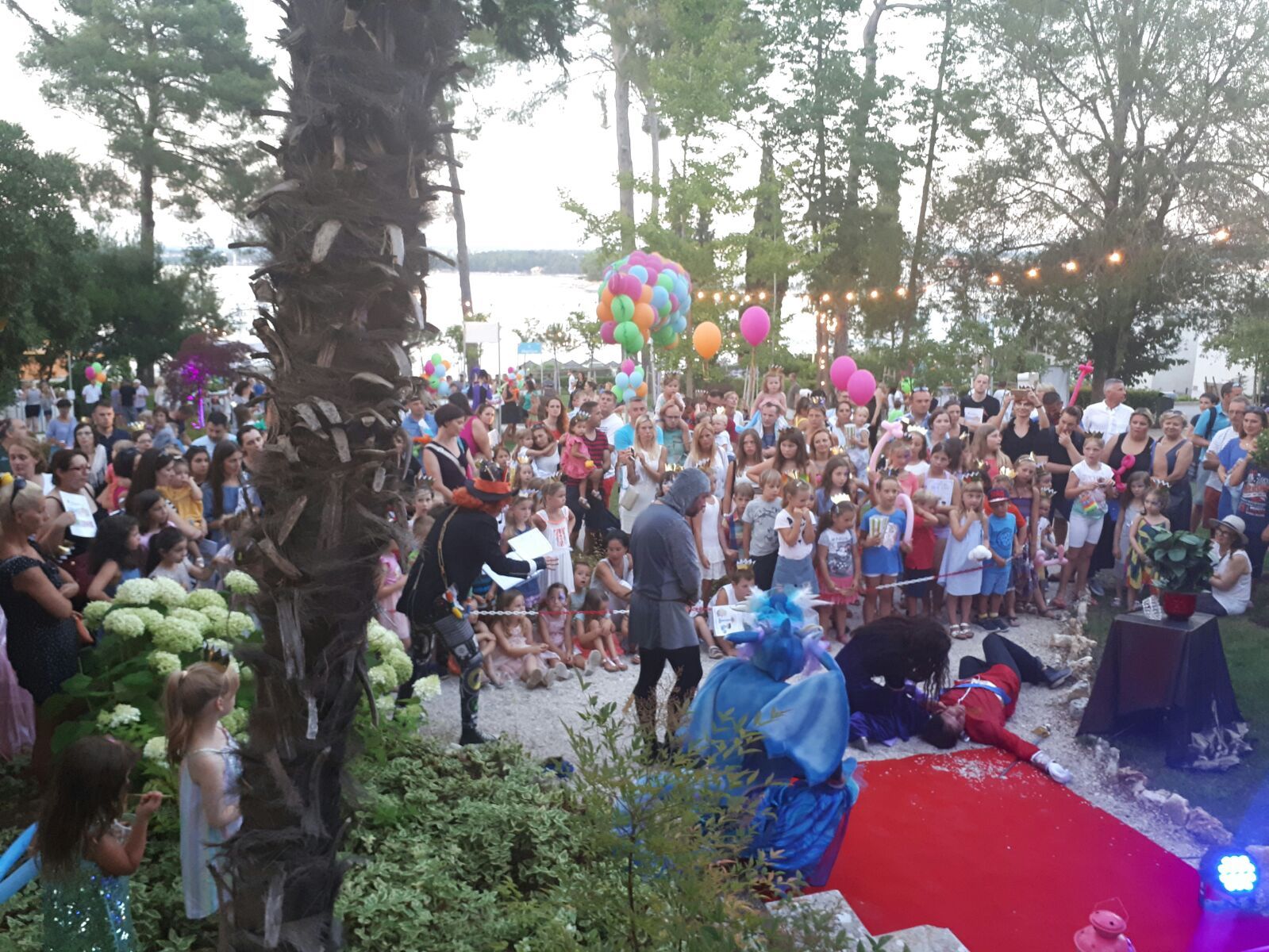 Mališani uživali u bajkovitom Balu princeza