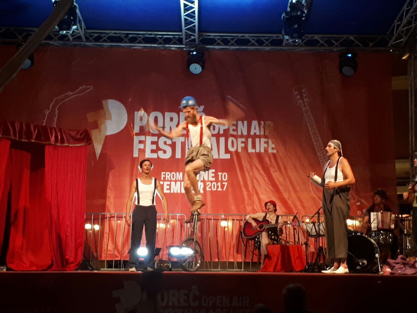 Poreč u znaku cirkuskih točaka i filmova pod zvjezdama
