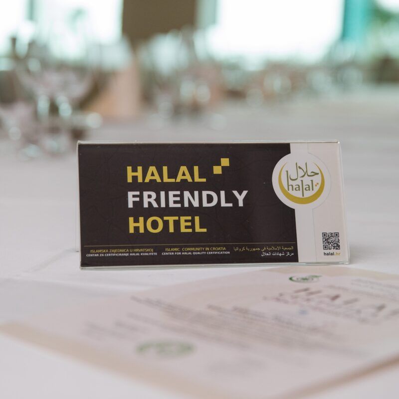 Hotelu Valamar Lacroma Dubrovnik uručen certifikat halal kvalitete
