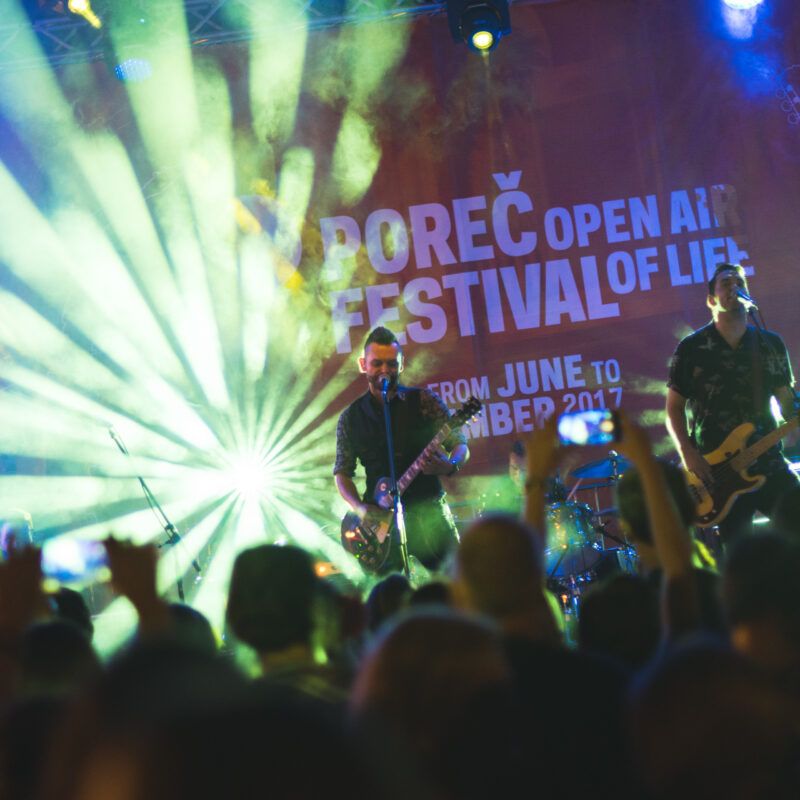 Vatra i Pavel zapalili publiku na Poreč Rock Offu
