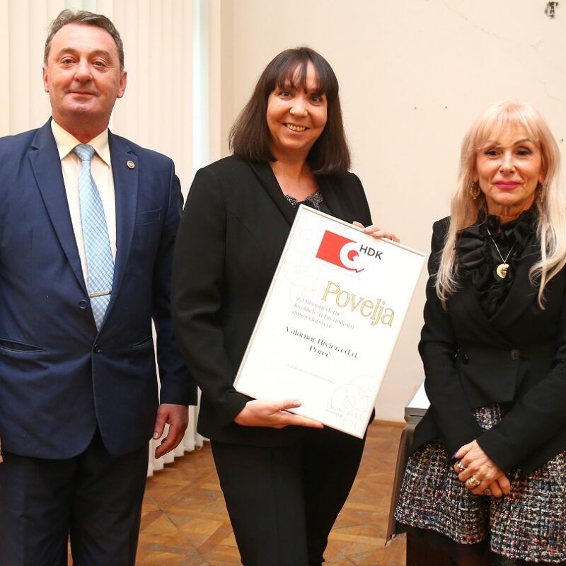 Valamar Rivieri uručena Povelja za unaprjeđenje kvalitete u hrvatskom gospodarstvu za 2022. godinu