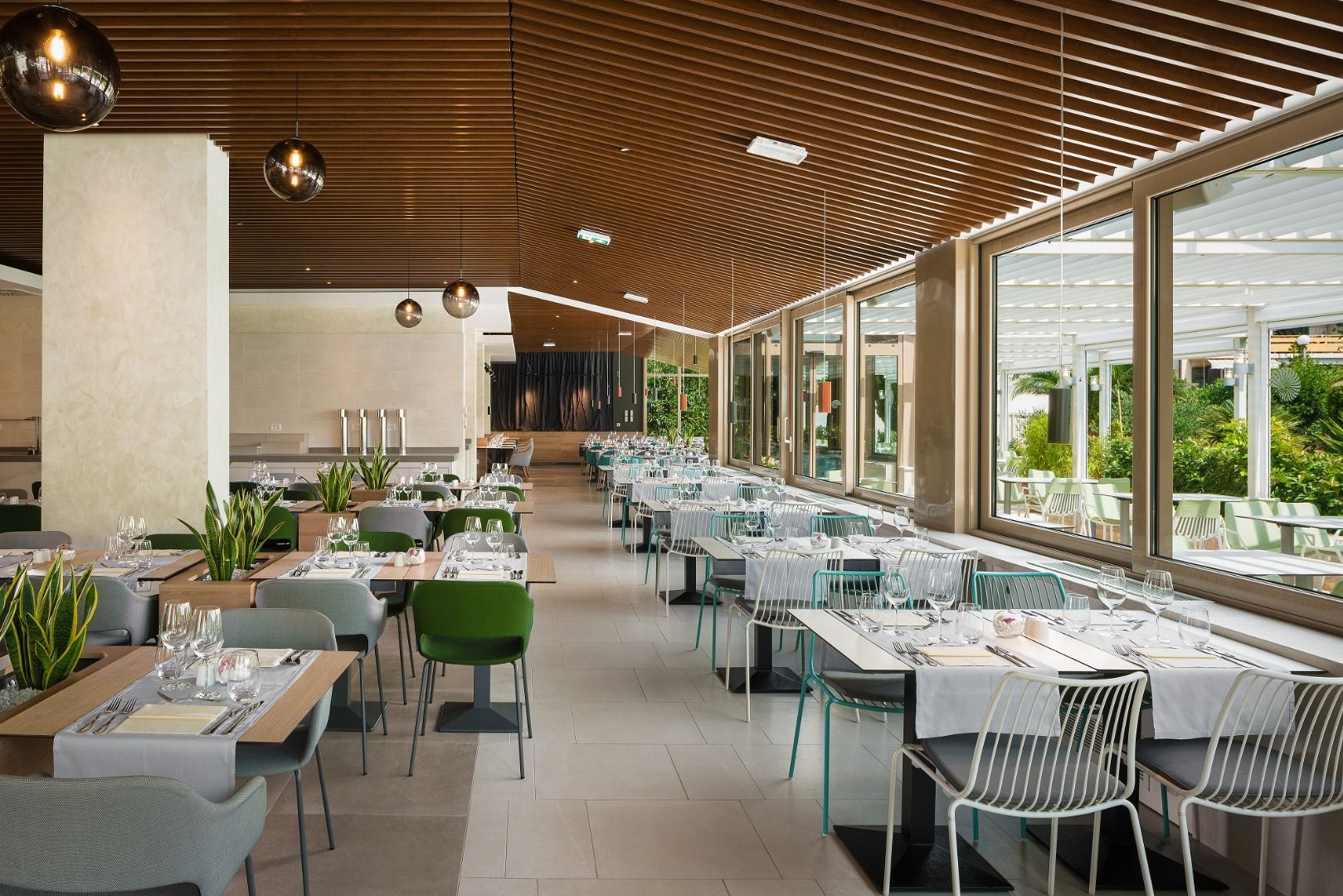 The newly renovated family Valamar Meteor Hotel 4 * in Makarska is open for the 2021 tourist season