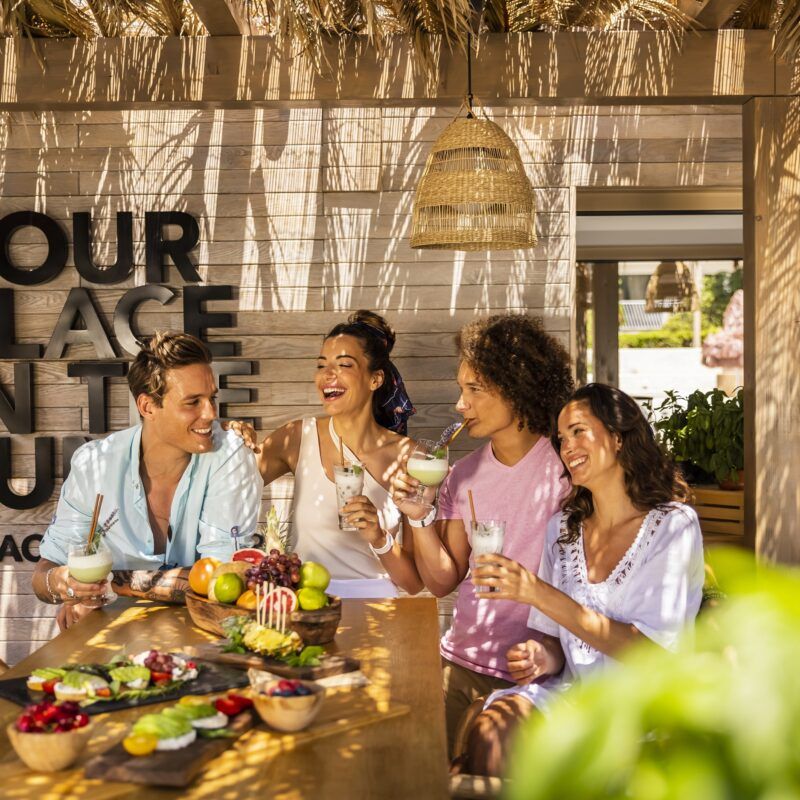 Hvar [PLACESHOTEL] by Valamar nudi okus destinacije u koktelima s potpisom