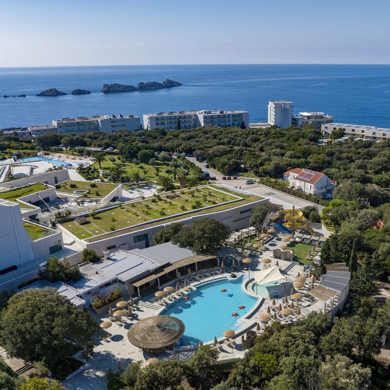 According to the published annual report, Valamar Riviera achieved full business recovery and strong revenue growth in 2022