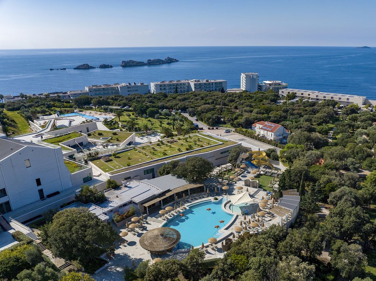 According to the published annual report, Valamar Riviera achieved full business recovery and strong revenue growth in 2022