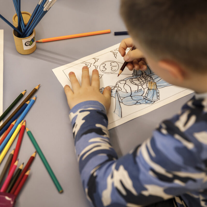 Dvjestotinjak rapskih mališana uživalo u edukativnim i kreativnim aktivnostima Maro kluba