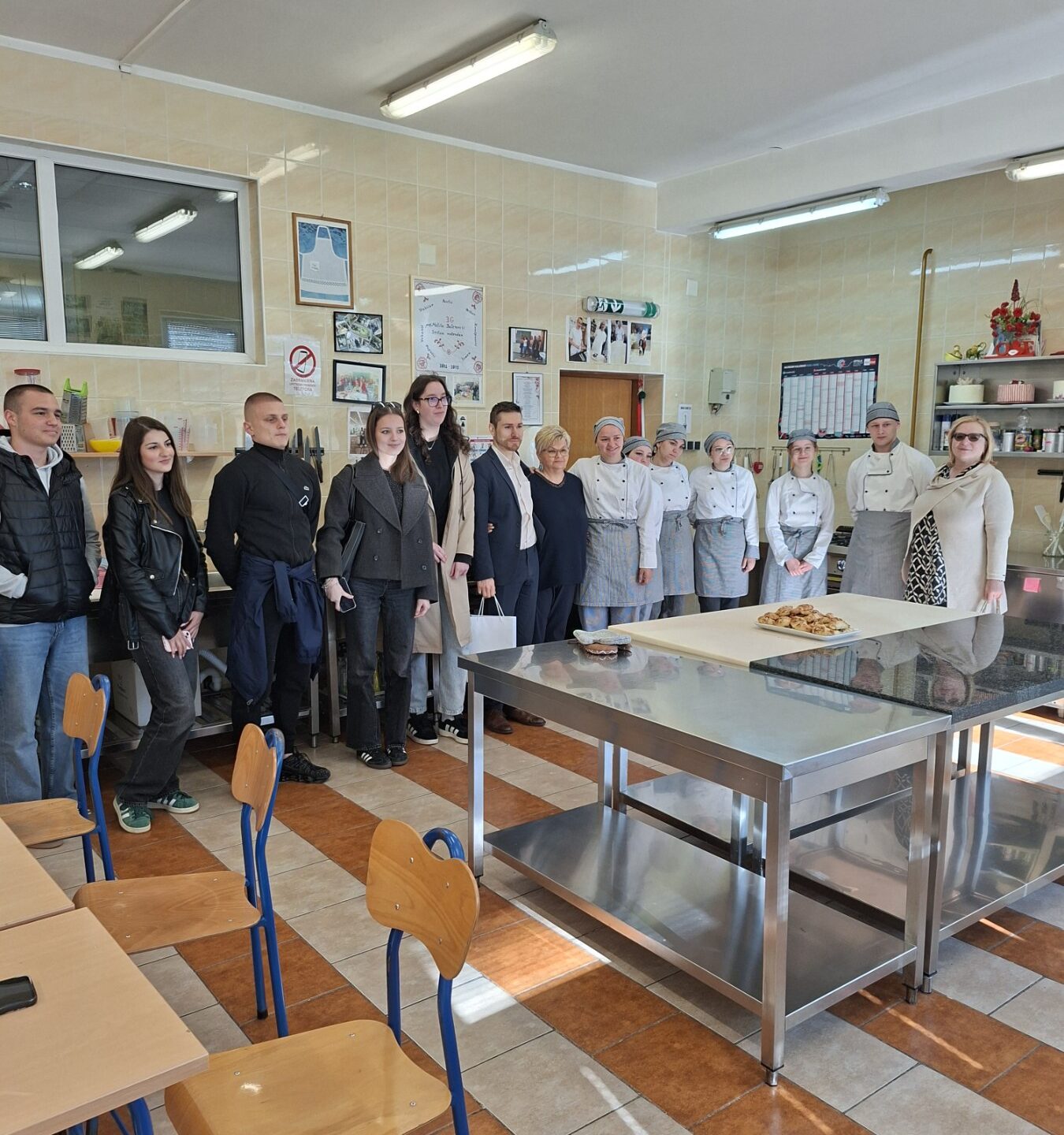 Srednja škola Valpovo razvija jezične i kulinarske kompetencije učenika